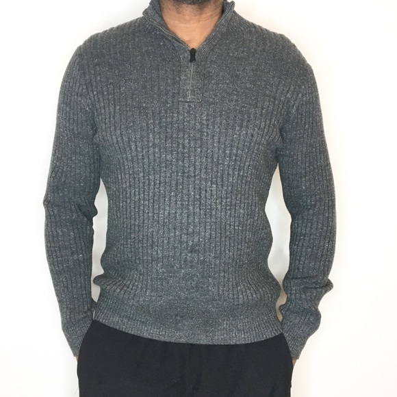 Express Mens Ribbed Knit Gray Pull Over 